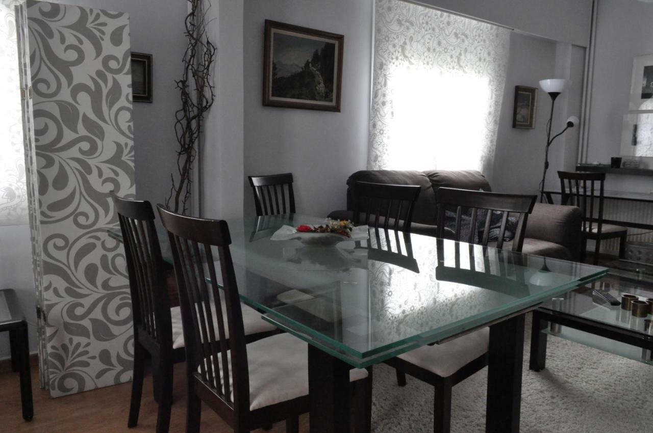Awesome Home 3' From Metro เอเธนส์ ภายนอก รูปภาพ